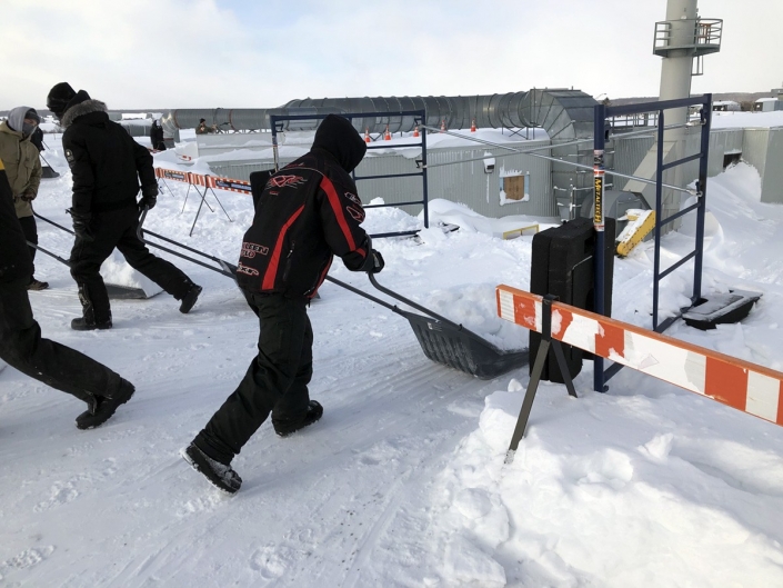 Déneigement de toitures