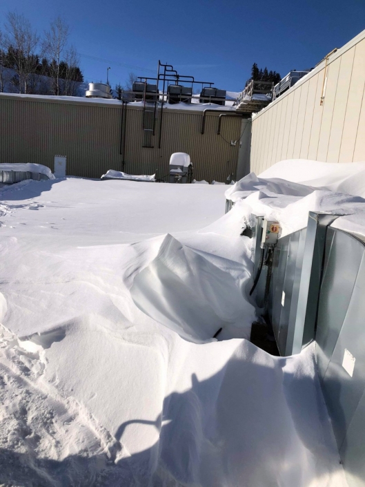Déneigement de toitures