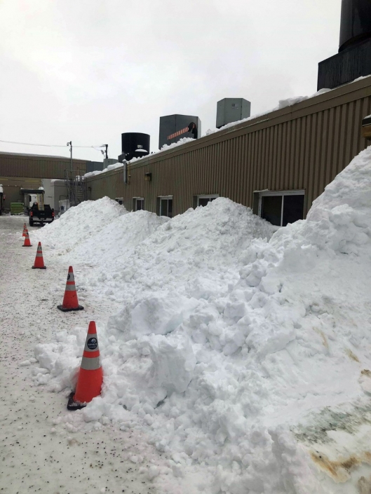 Déneigement de toitures